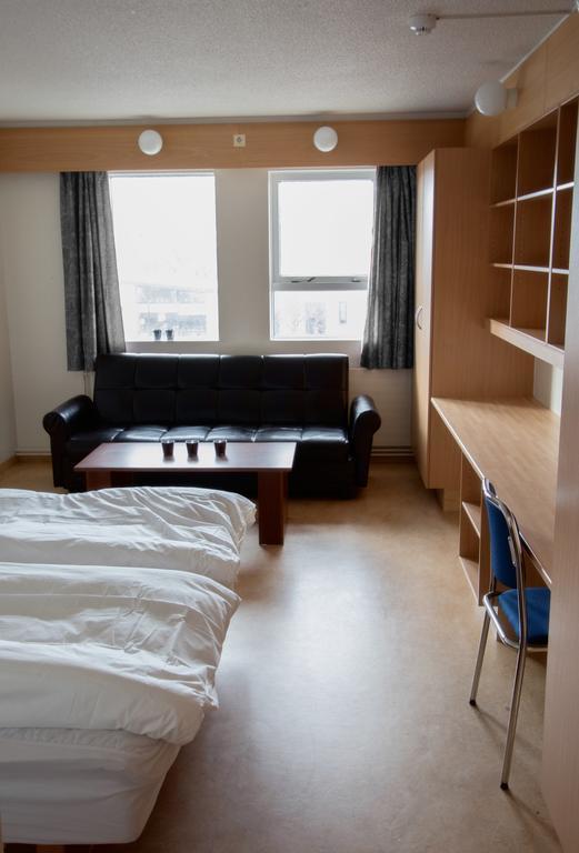 Akranes Guesthouse - Staywest エクステリア 写真