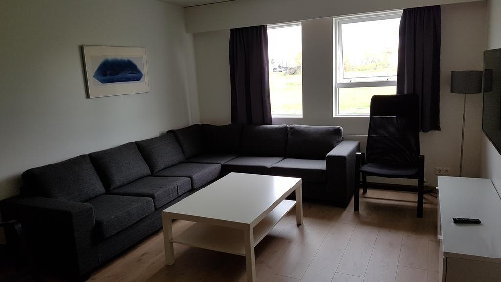 Akranes Guesthouse - Staywest エクステリア 写真